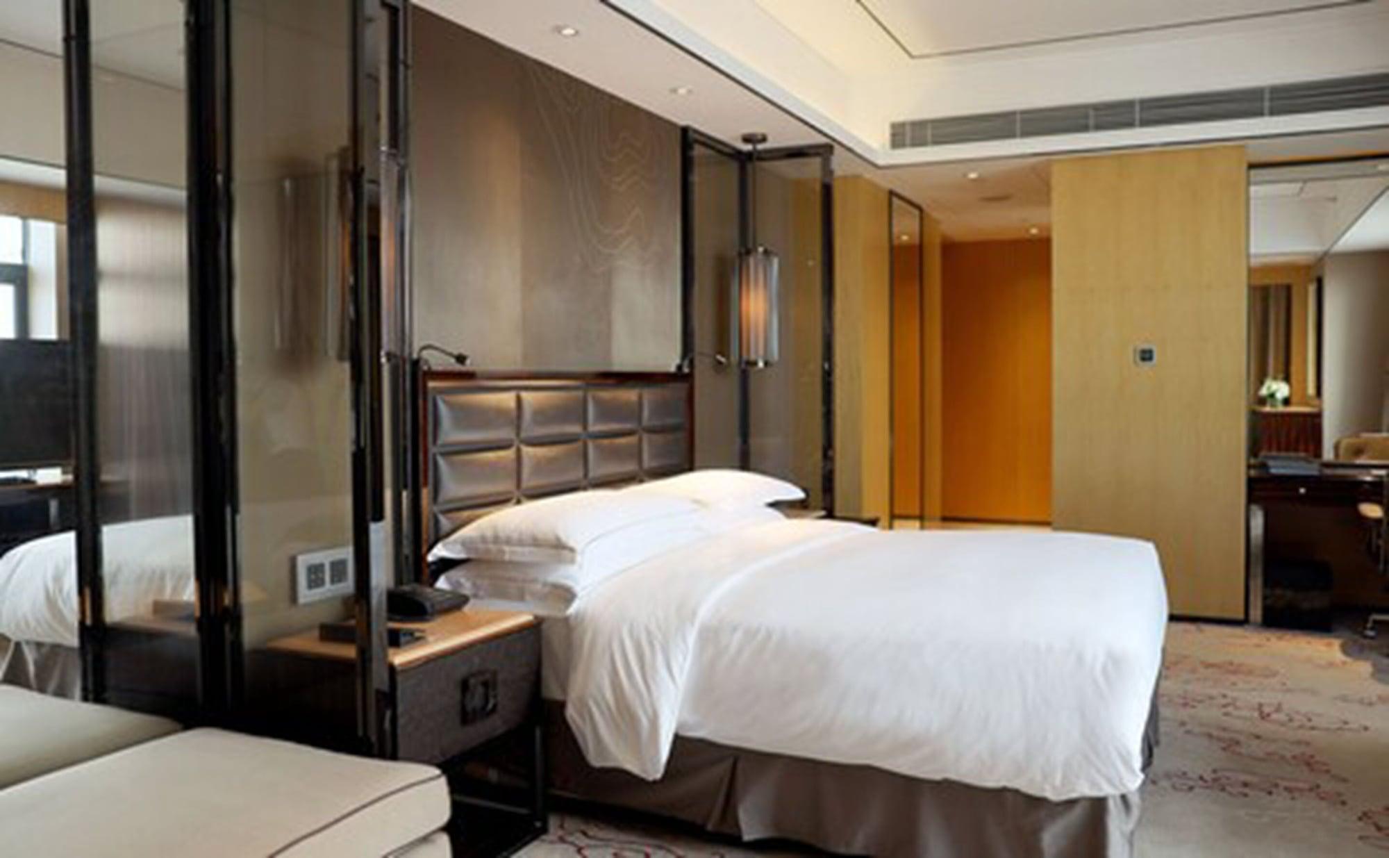 Hilton Zhongshan Downtown Exterior photo