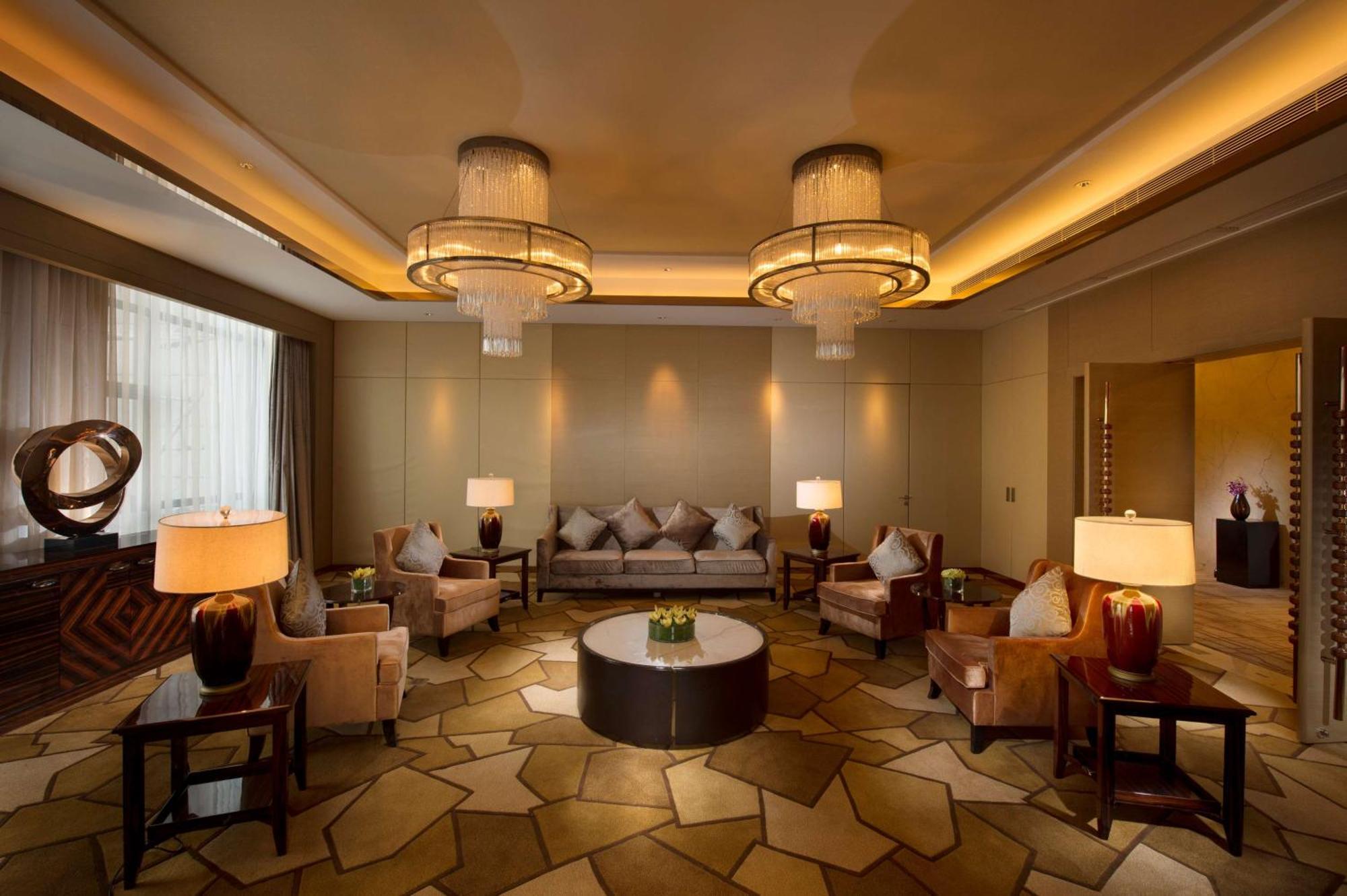 Hilton Zhongshan Downtown Exterior photo