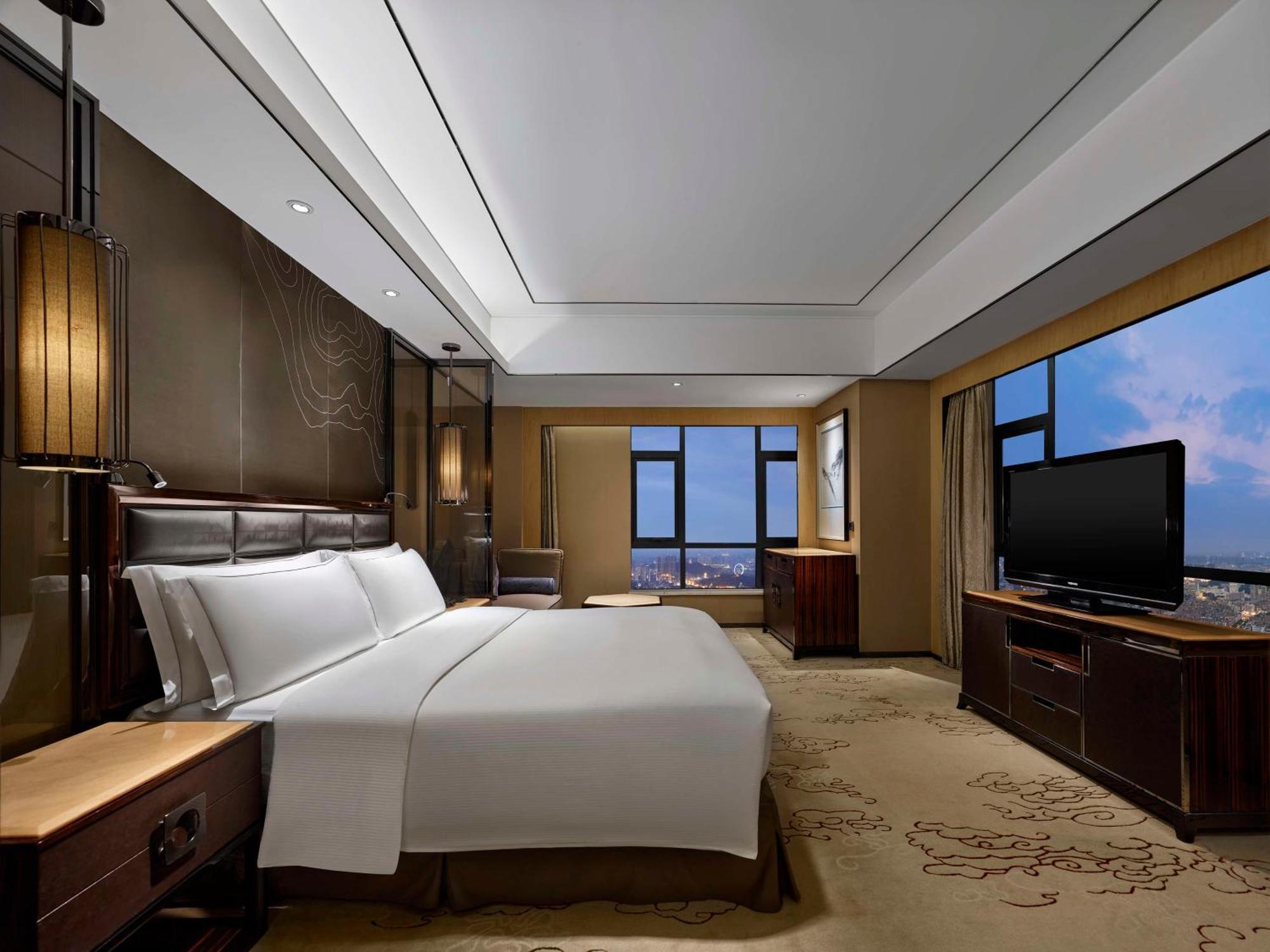 Hilton Zhongshan Downtown Exterior photo