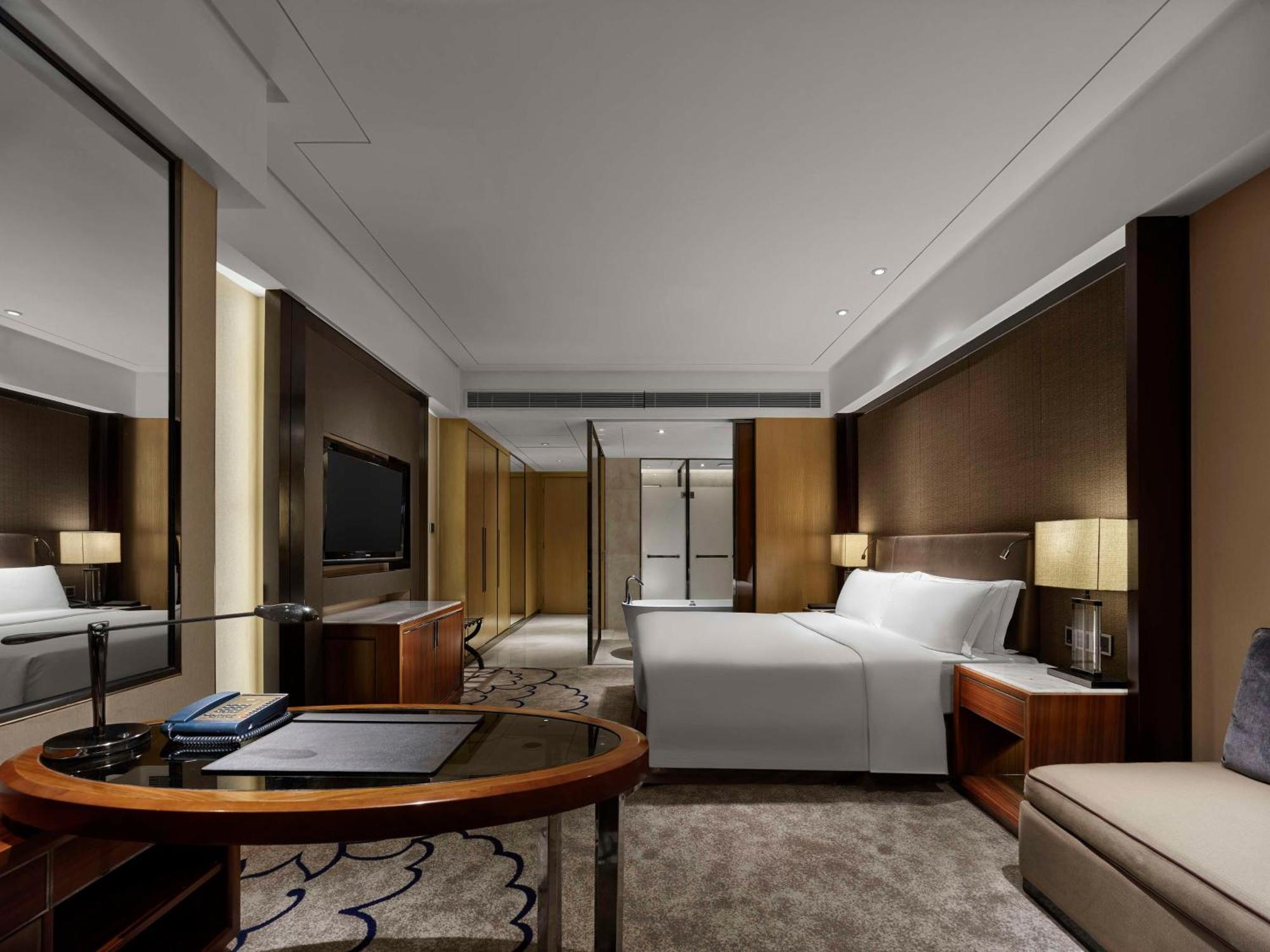 Hilton Zhongshan Downtown Exterior photo