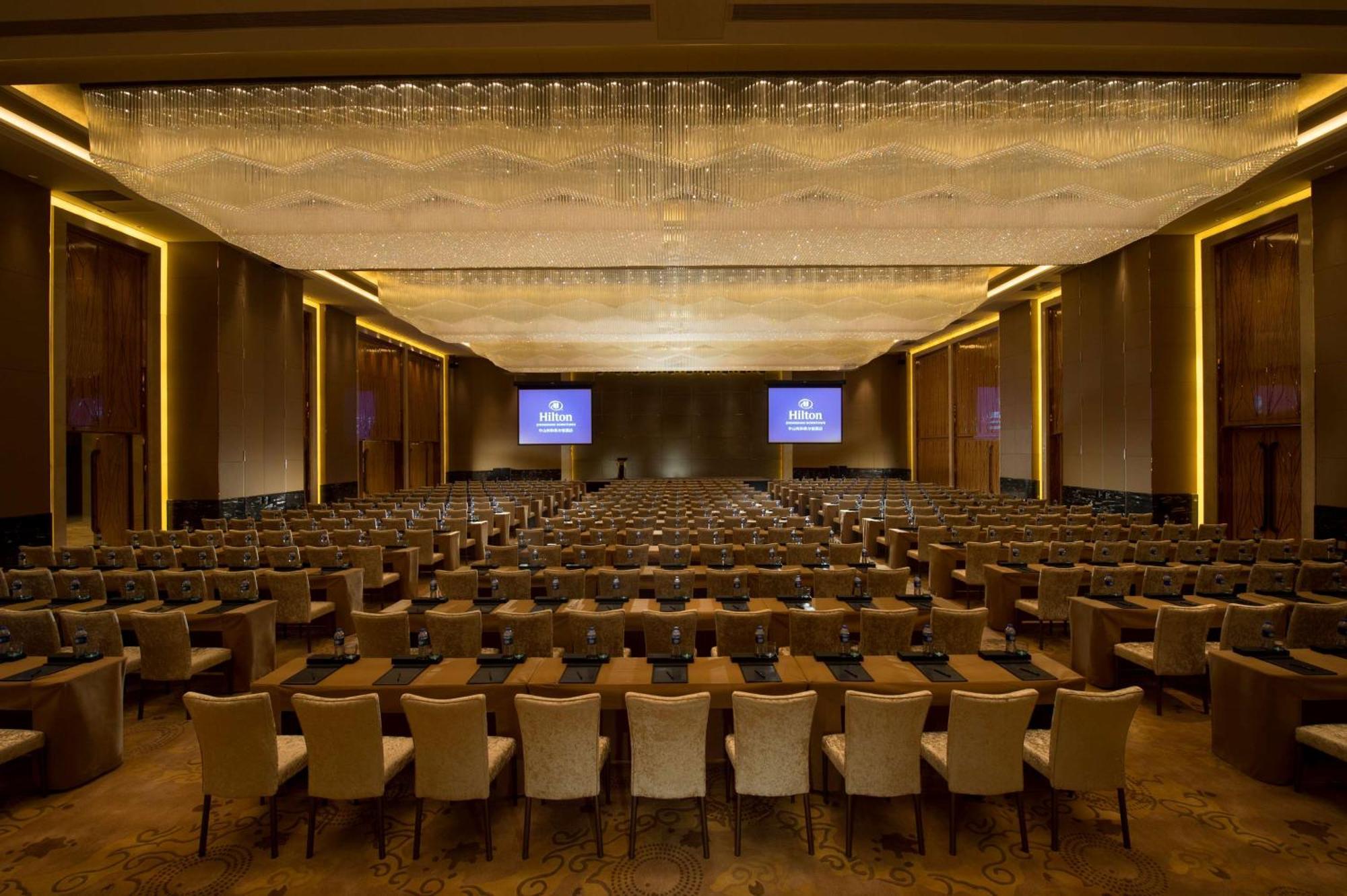 Hilton Zhongshan Downtown Exterior photo