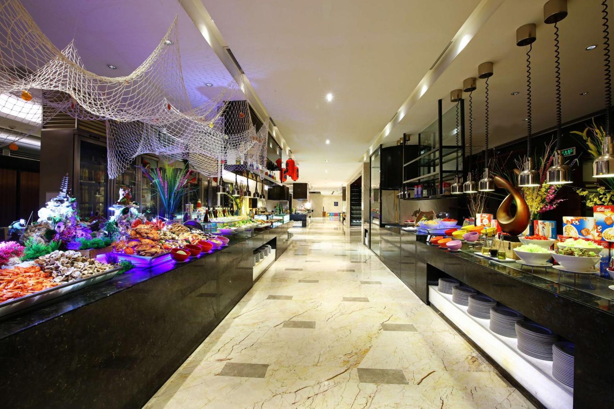 Hilton Zhongshan Downtown Exterior photo